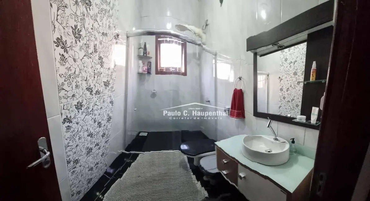 Foto 3 de Casa com 3 quartos à venda, 350m2 em Santa Catarina, Ararangua - SC