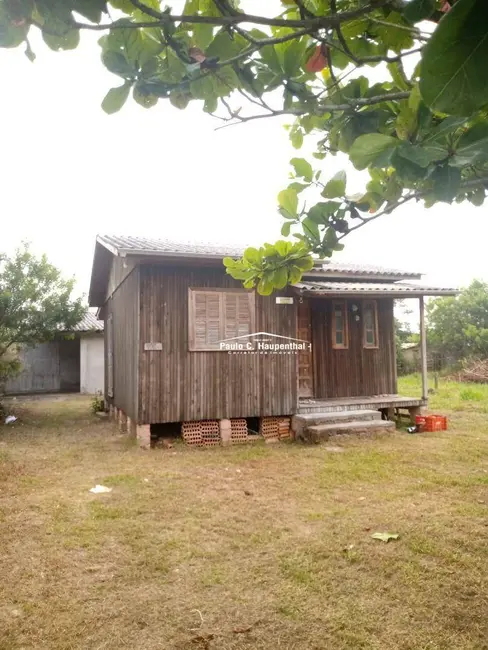 Foto 1 de Casa com 2 quartos para alugar, 360m2 em Centro, Balneario Arroio Do Silva - SC