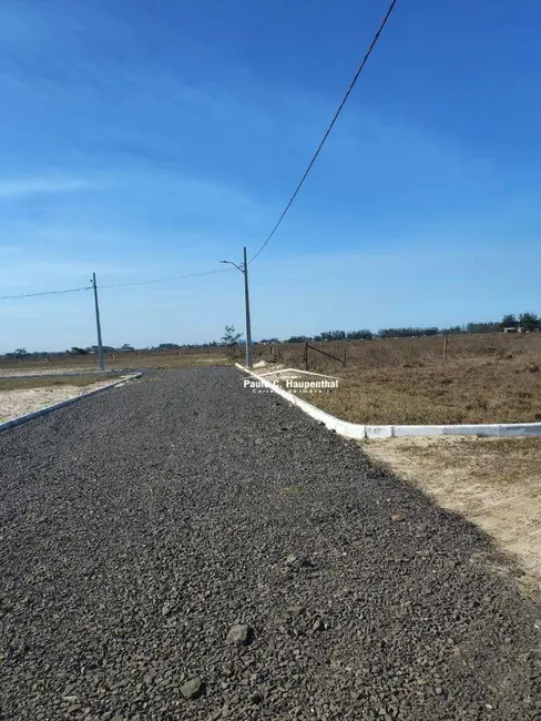Foto 4 de Terreno / Lote à venda, 360m2 em Balneario Arroio Do Silva - SC