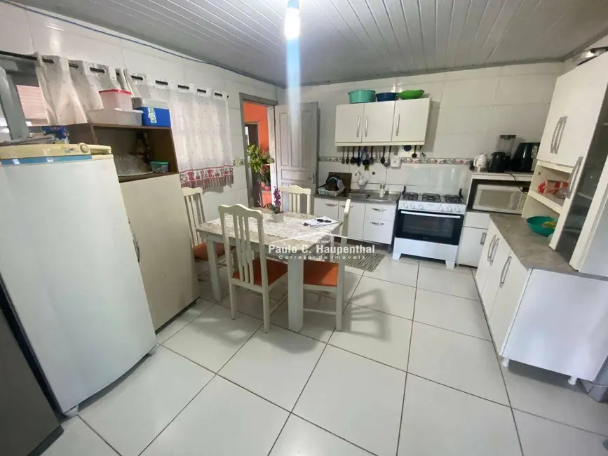 Foto 8 de Casa com 3 quartos à venda, 400m2 em Balneario Arroio Do Silva - SC