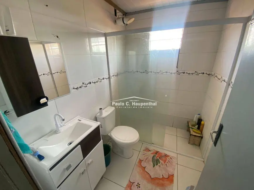 Foto 5 de Casa com 3 quartos à venda, 400m2 em Balneario Arroio Do Silva - SC