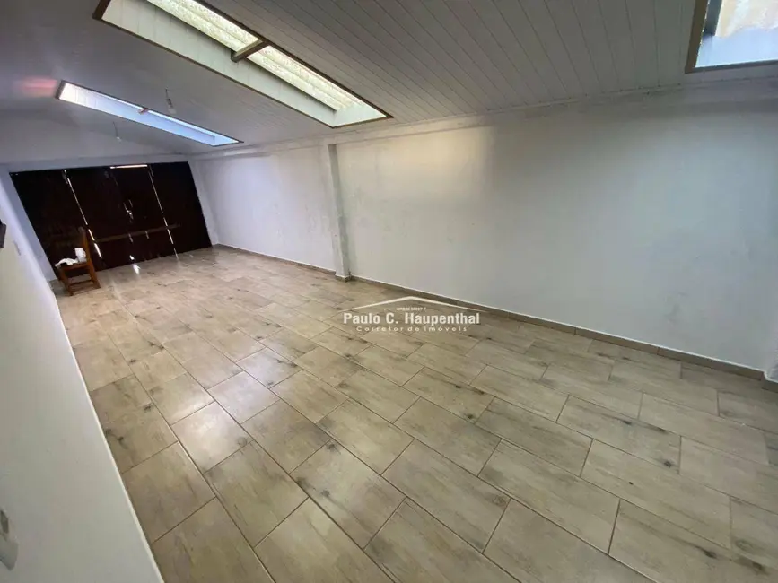 Foto 8 de Casa com 3 quartos à venda, 300m2 em Balneario Arroio Do Silva - SC