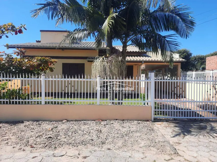 Foto 4 de Casa com 5 quartos à venda, 390m2 em Centro, Balneario Arroio Do Silva - SC