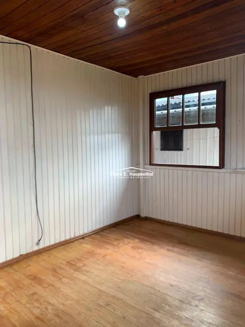 Foto 6 de Casa com 3 quartos para alugar, 300m2 em Balneario Arroio Do Silva - SC