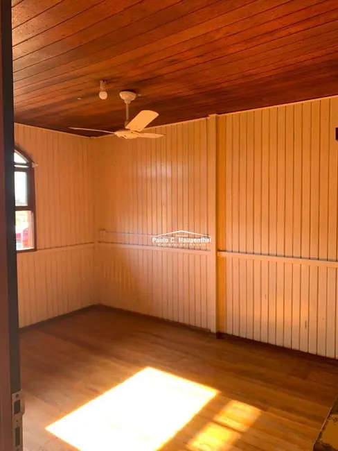 Foto 7 de Casa com 3 quartos para alugar, 300m2 em Balneario Arroio Do Silva - SC
