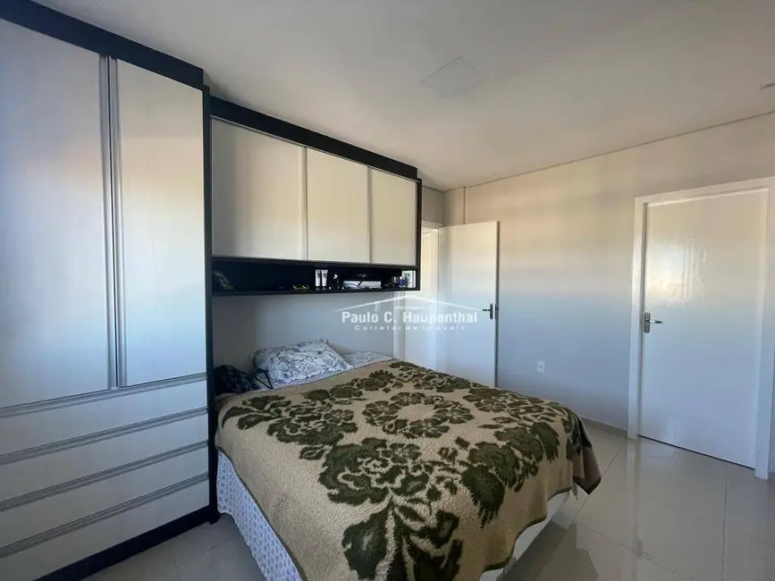 Foto 2 de Apartamento com 2 quartos à venda, 80m2 em Mato Alto, Ararangua - SC