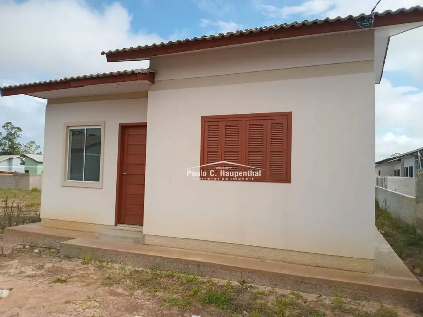 Casa com 2 quartos à venda, 100m2 em Coloninha, Ararangua - SC - imagem 2 Foto 2 de Casa com 2 quartos à venda, 100m2 em Coloninha, Ararangua - SC