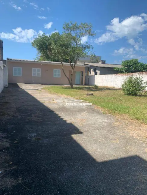 Foto 3 de Casa com 2 quartos para alugar, 300m2 em Centro, Balneario Arroio Do Silva - SC