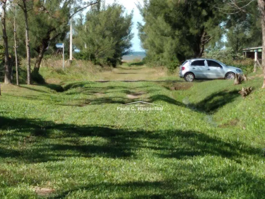 Foto 5 de Terreno / Lote à venda, 300m2 em Balneario Arroio Do Silva - SC
