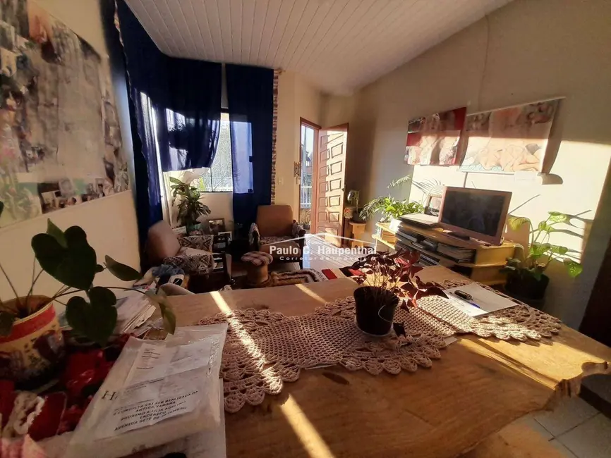 Foto 2 de Casa com 2 quartos à venda, 156m2 em Coloninha, Ararangua - SC