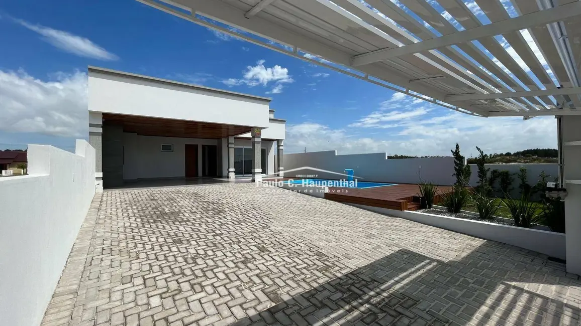 Foto 5 de Casa com 3 quartos à venda, 360m2 em Balneario Arroio Do Silva - SC