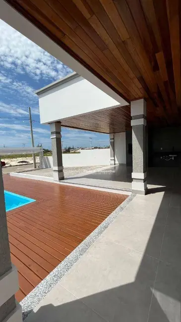 Foto 3 de Casa com 3 quartos à venda, 360m2 em Balneario Arroio Do Silva - SC