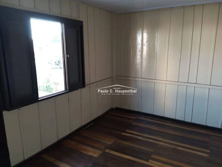 Foto 3 de Casa com 3 quartos à venda, 300m2 em Balneario Arroio Do Silva - SC