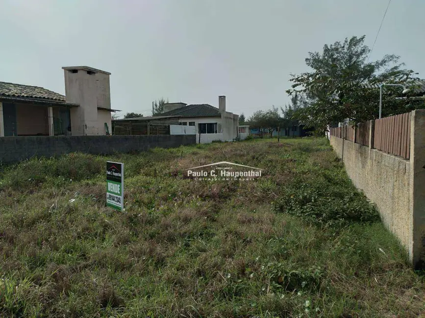 Foto 1 de Terreno / Lote à venda, 300m2 em Balneario Arroio Do Silva - SC