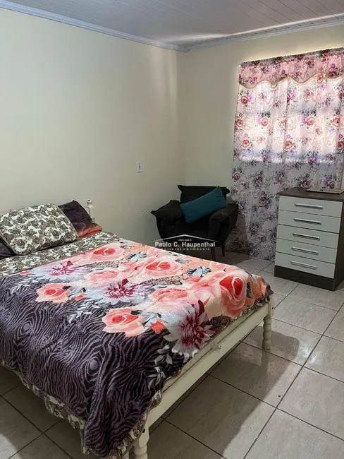 Foto 2 de Casa com 1 quarto à venda, 300m2 em Balneario Arroio Do Silva - SC