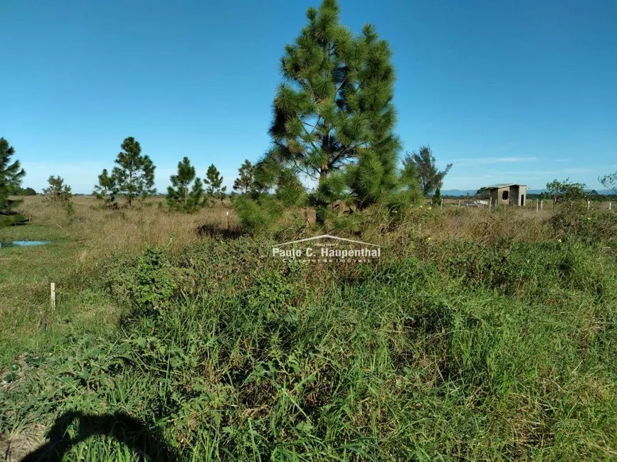 Foto 3 de Terreno / Lote à venda, 300m2 em Balneario Arroio Do Silva - SC