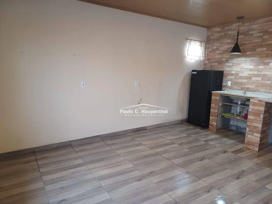 Casa com 2 quartos à venda, 315m2 em Coloninha, Ararangua - SC - imagem 3 Foto 3 de Casa com 2 quartos à venda, 315m2 em Coloninha, Ararangua - SC