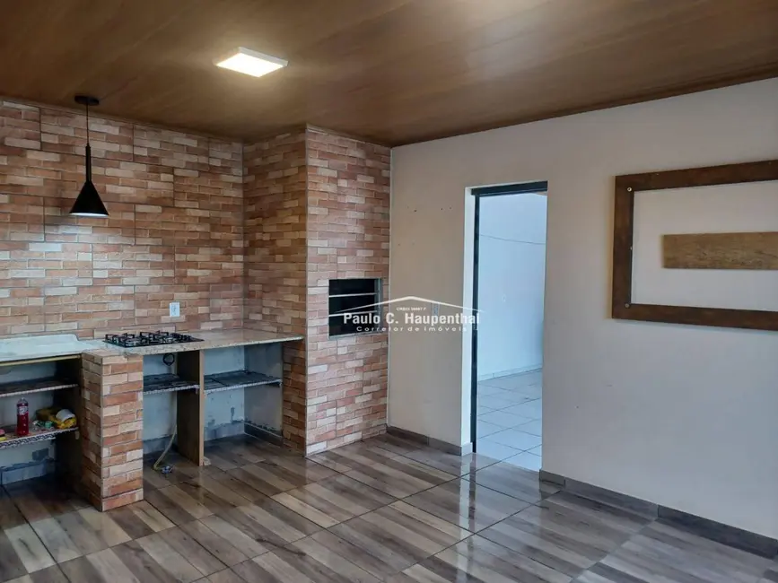 Foto 2 de Casa com 2 quartos à venda, 315m2 em Coloninha, Ararangua - SC