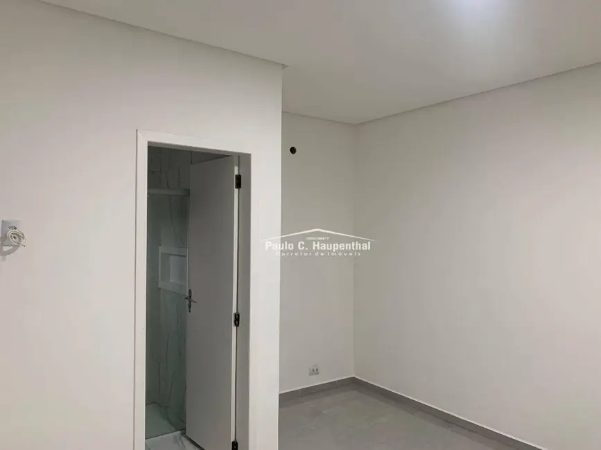 Foto 9 de Casa com 3 quartos à venda, 585m2 em Coloninha, Ararangua - SC
