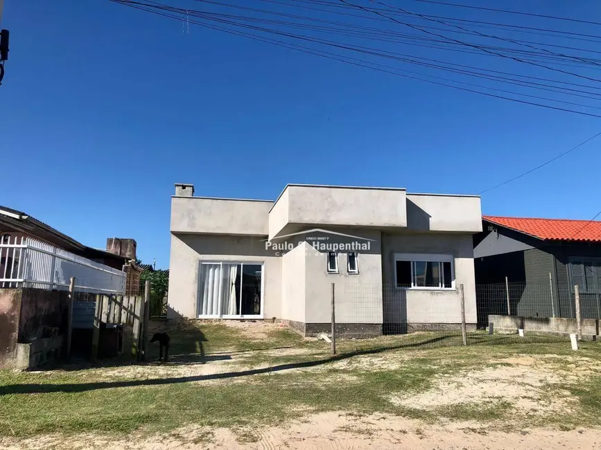Foto 1 de Casa com 3 quartos à venda, 324m2 em Balneario Arroio Do Silva - SC