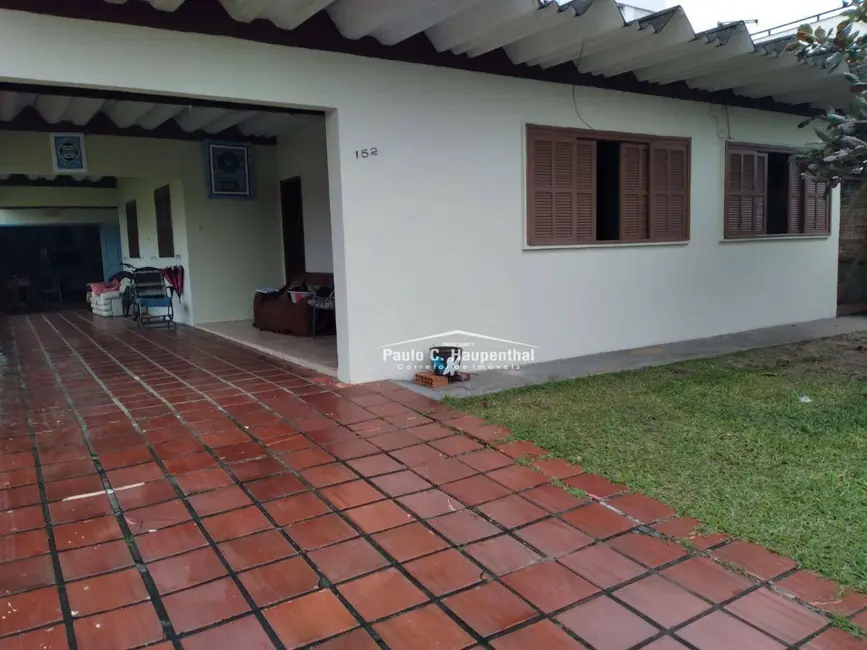 Foto 1 de Casa com 5 quartos à venda, 356m2 em Centro, Balneario Arroio Do Silva - SC