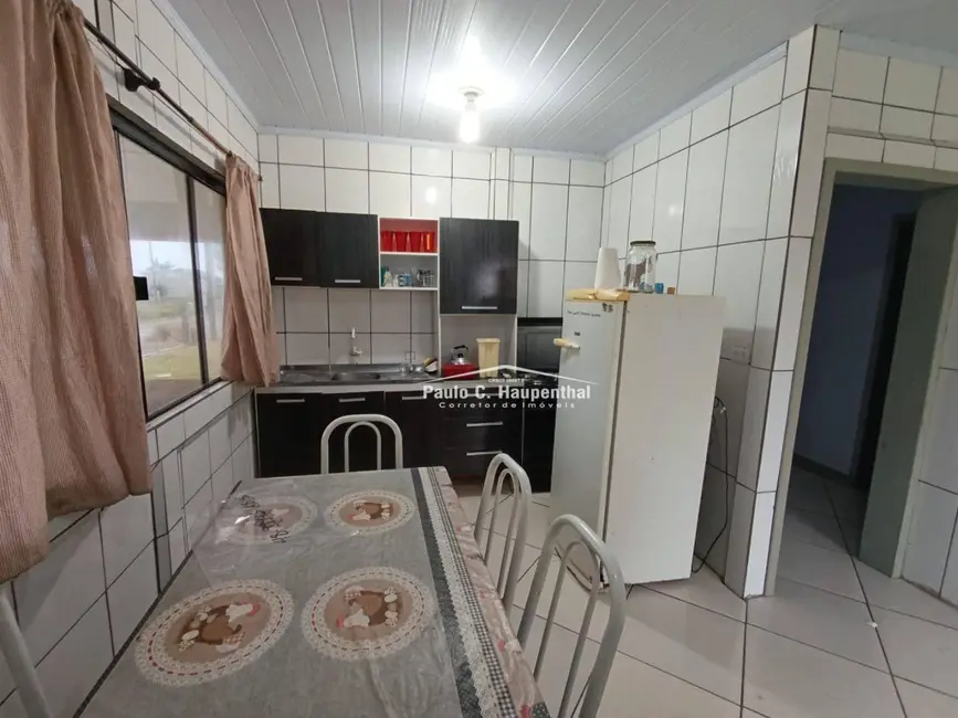 Foto 4 de Casa com 3 quartos à venda, 300m2 em Balneario Arroio Do Silva - SC