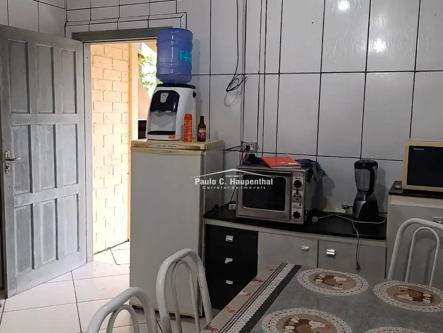 Foto 3 de Casa com 3 quartos à venda, 300m2 em Balneario Arroio Do Silva - SC