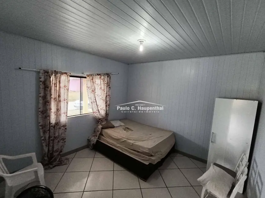 Foto 9 de Casa com 3 quartos à venda, 300m2 em Balneario Arroio Do Silva - SC