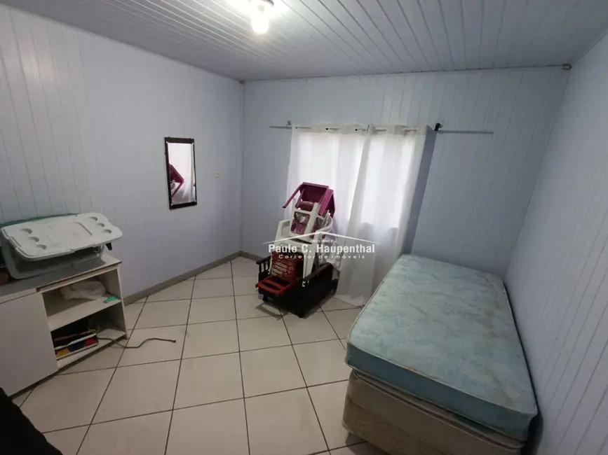 Foto 8 de Casa com 3 quartos à venda, 300m2 em Balneario Arroio Do Silva - SC