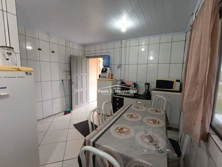 Foto 5 de Casa com 3 quartos à venda, 300m2 em Balneario Arroio Do Silva - SC