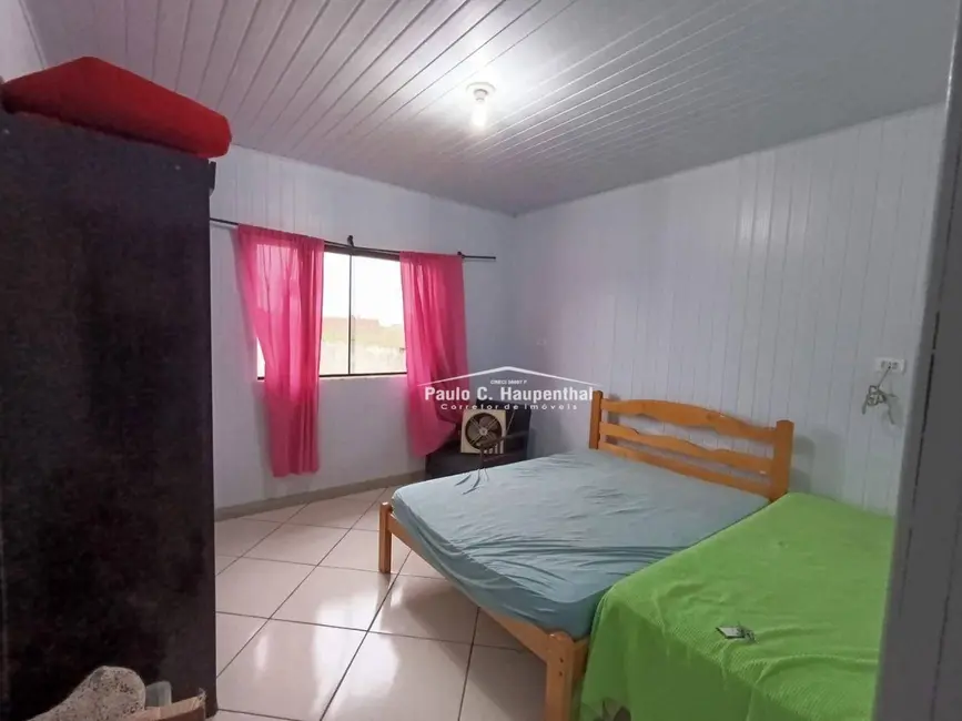 Foto 6 de Casa com 3 quartos à venda, 300m2 em Balneario Arroio Do Silva - SC