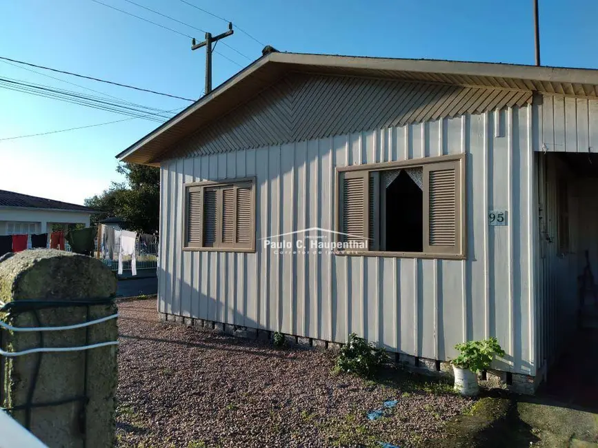 Foto 1 de Casa com 3 quartos à venda, 336m2 em Balneario Arroio Do Silva - SC