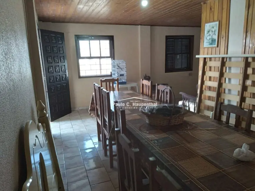 Foto 3 de Casa com 7 quartos à venda, 325m2 em Balneario Arroio Do Silva - SC