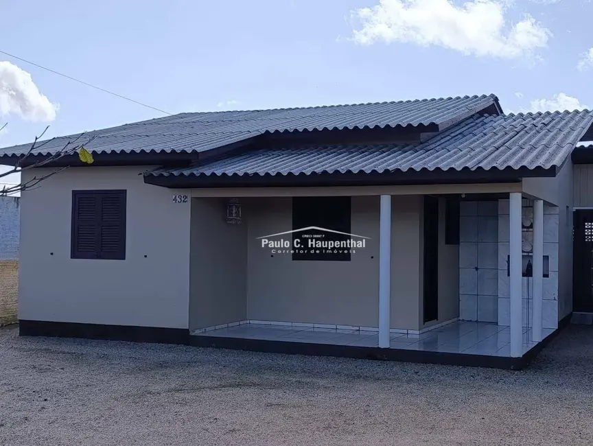 Foto 1 de Casa com 2 quartos à venda, 300m2 em Balneario Arroio Do Silva - SC