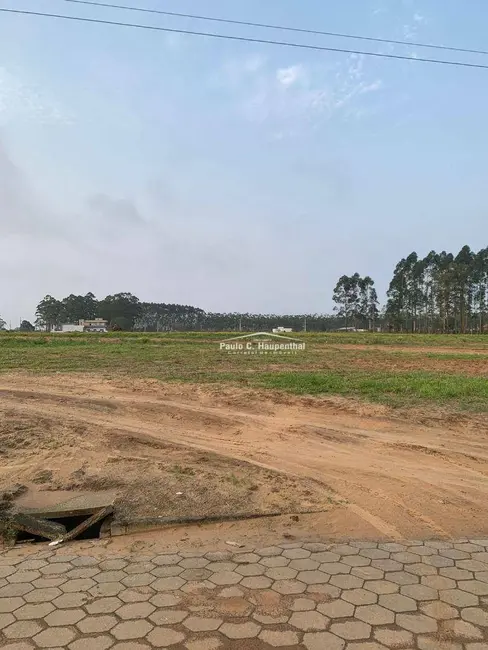 Foto 4 de Terreno / Lote à venda, 360m2 em Lagoão, Ararangua - SC