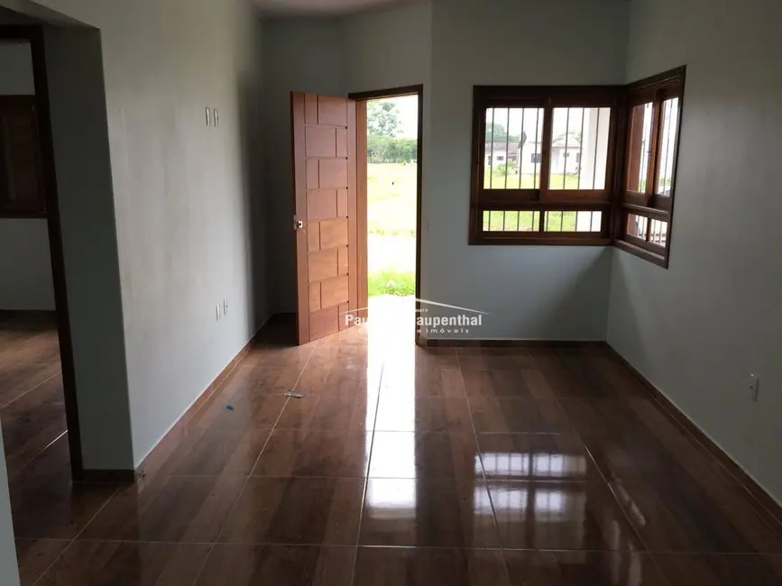 Casa com 2 quartos à venda, 330m2 em Polícia Rodoviária, Ararangua - SC - imagem 3 Foto 3 de Casa com 2 quartos à venda, 330m2 em Polícia Rodoviária, Ararangua - SC
