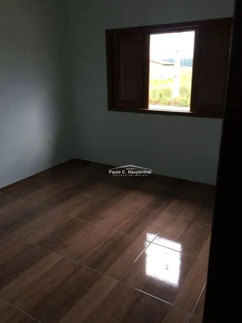 Foto 2 de Casa com 2 quartos à venda, 330m2 em Polícia Rodoviária, Ararangua - SC