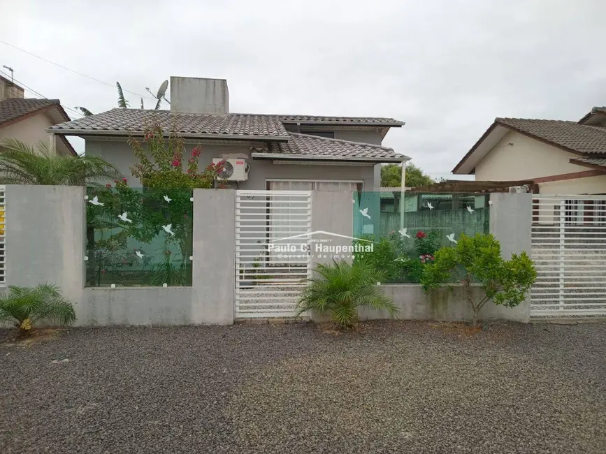 Foto 3 de Casa com 3 quartos à venda, 360m2 em Ararangua - SC