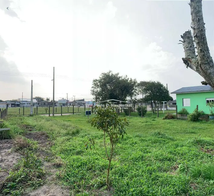 Foto 1 de Terreno / Lote à venda, 360m2 em Balneario Arroio Do Silva - SC