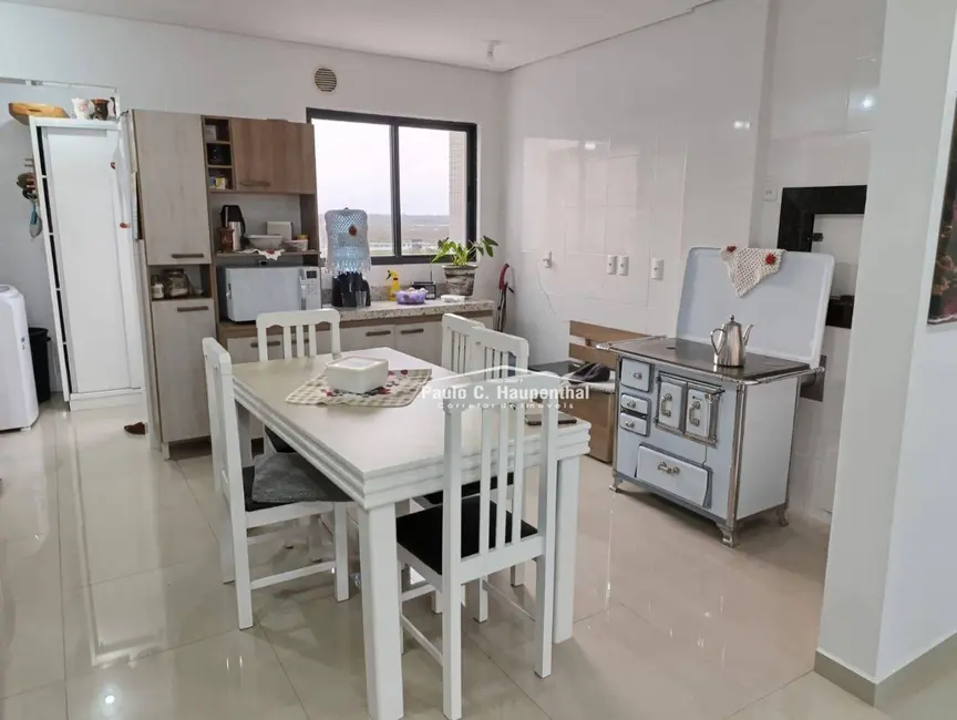 Foto 8 de Apartamento com 3 quartos à venda, 129m2 em Centro, Balneario Arroio Do Silva - SC