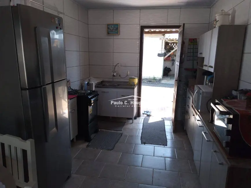 Foto 4 de Casa com 2 quartos à venda, 300m2 em Balneario Arroio Do Silva - SC