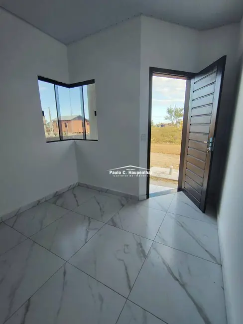 Foto 3 de Casa com 2 quartos à venda, 230m2 em Balneario Arroio Do Silva - SC