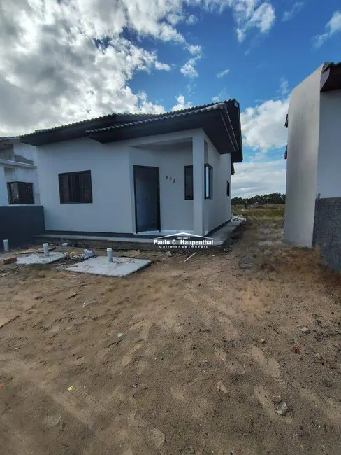 Foto 1 de Casa com 2 quartos à venda, 230m2 em Balneario Arroio Do Silva - SC