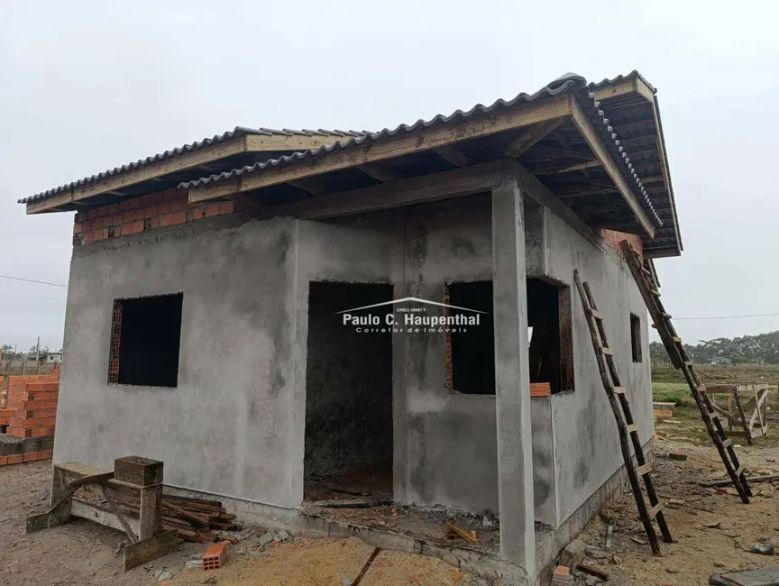 Foto 2 de Casa com 2 quartos à venda, 180m2 em Balneario Arroio Do Silva - SC