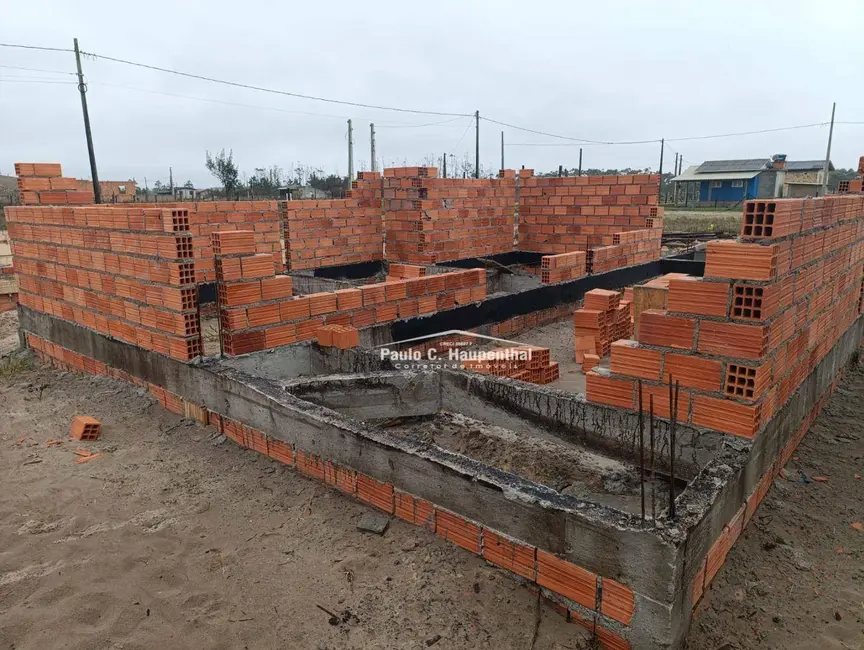 Foto 4 de Casa com 2 quartos à venda, 180m2 em Balneario Arroio Do Silva - SC