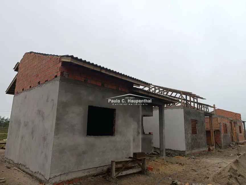 Foto 3 de Casa com 2 quartos à venda, 180m2 em Balneario Arroio Do Silva - SC