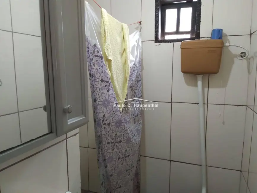 Foto 9 de Casa com 2 quartos à venda, 300m2 em Balneario Arroio Do Silva - SC