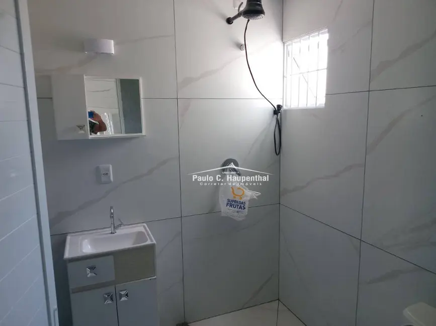 Casa com 2 quartos à venda, 150m2 em Balneario Arroio Do Silva - SC - imagem 9 Foto 9 de Casa com 2 quartos à venda, 150m2 em Balneario Arroio Do Silva - SC