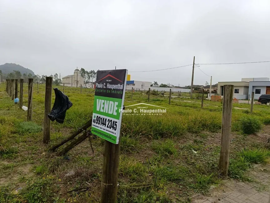 Foto 1 de Terreno / Lote à venda, 300m2 em Coloninha, Ararangua - SC