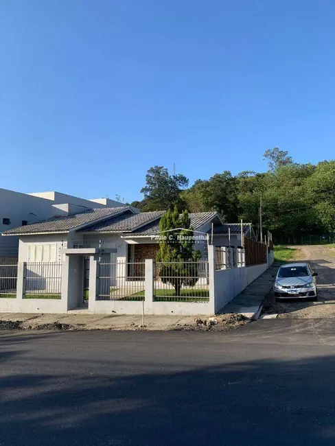 Foto 2 de Casa com 3 quartos à venda, 435m2 em Urussanguinha, Ararangua - SC